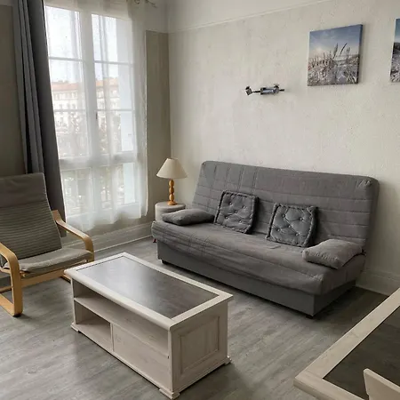 Spacieux 2 Pieces Dans L'hyper-centre * Руайян