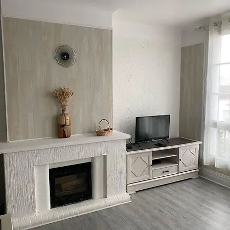 Spacieux 2 Pieces Dans L'hyper-centre Апартаменты